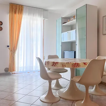 Pleione 34 Apartamento *